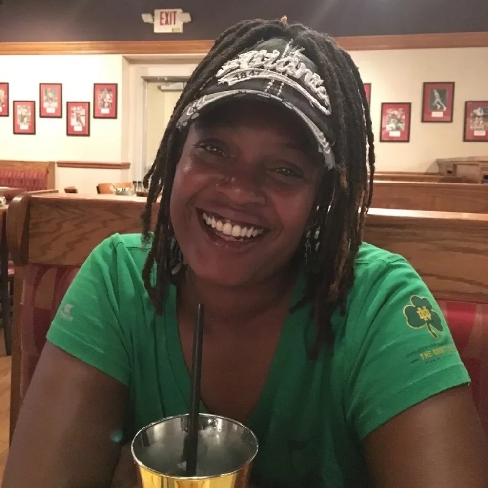 Meet your Posher, Renita